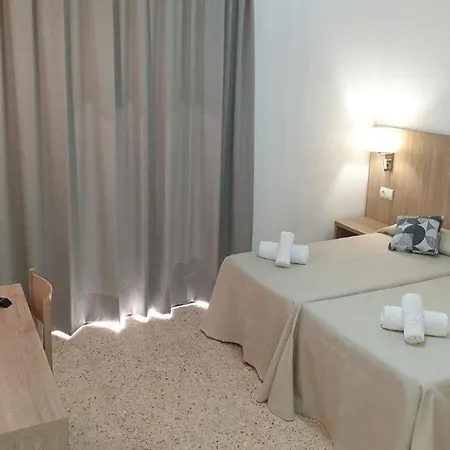 Mayol Hostal Santa Eulalia del Río