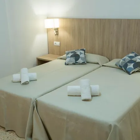 Konukevi Mayol Santa Eularia des Riu