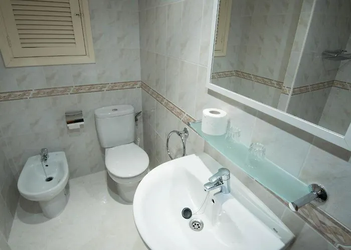 Mayol Albergue Santa Eulária des Riu