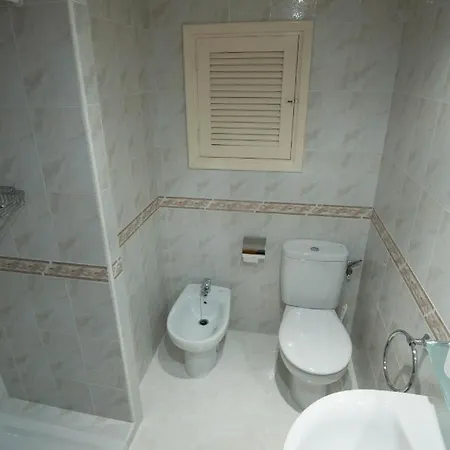 Guest house Mayol 2*